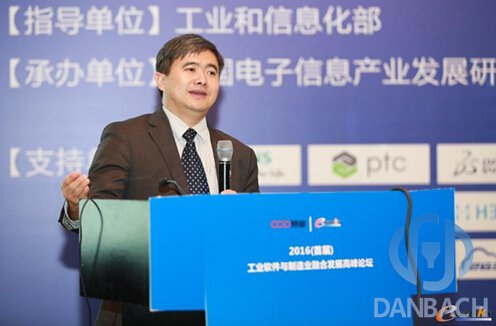 e-works數字化企業網總編黃培博士  e-works數字化企業網總編黃培博士