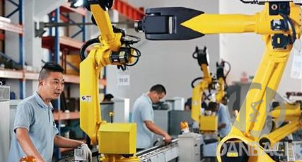 工業機器人可以給人們帶來新的高新職位